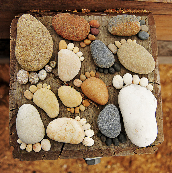 Stone &amp; Pebble Footprints - Do-It-Yourself Fun Ideas