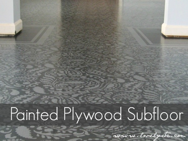 HOW TO STENCIL A FLOOR // PAINT AND STENCIL FLOOR // DIY FLOOR