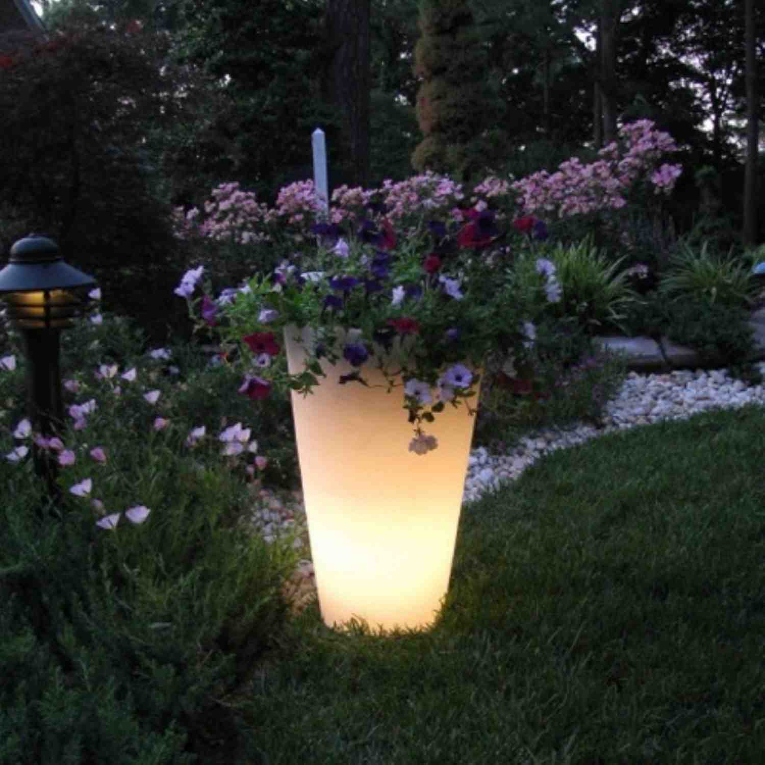 lighted outdoor planters