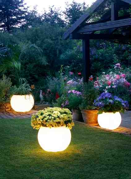 lighted outdoor planters