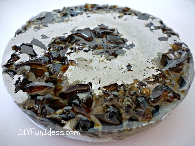 HOW TO MAKE CRUSHED GLASS CONCRETE COASTERS