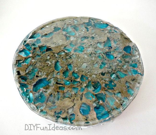 How To Make Crushed Glass Tie Dyed Concrete Coasters With Rapid