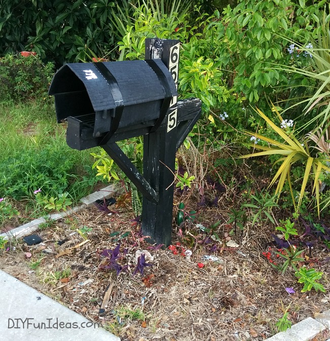 HOW TO INSTALL A MAILBOX POST OR FENCE POST