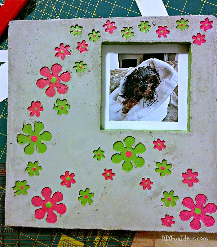 DIY CONCRETE PICTURE FRAME TUTORIAL DoItYourself Fun Ideas