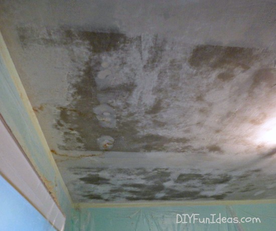 How To Remove Popcorn Ceilings In 30 Minutes - How To Remove Paint From Bathroom Ceiling