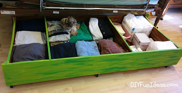 GENIUS DIY UNDER THE BED STORAGE