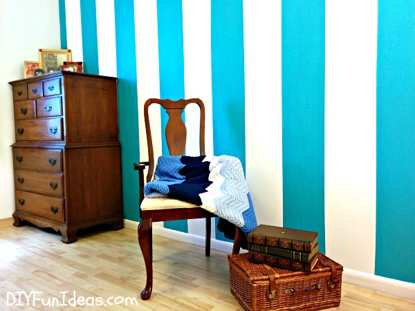 Ten Tips on Painting a Striped Wall