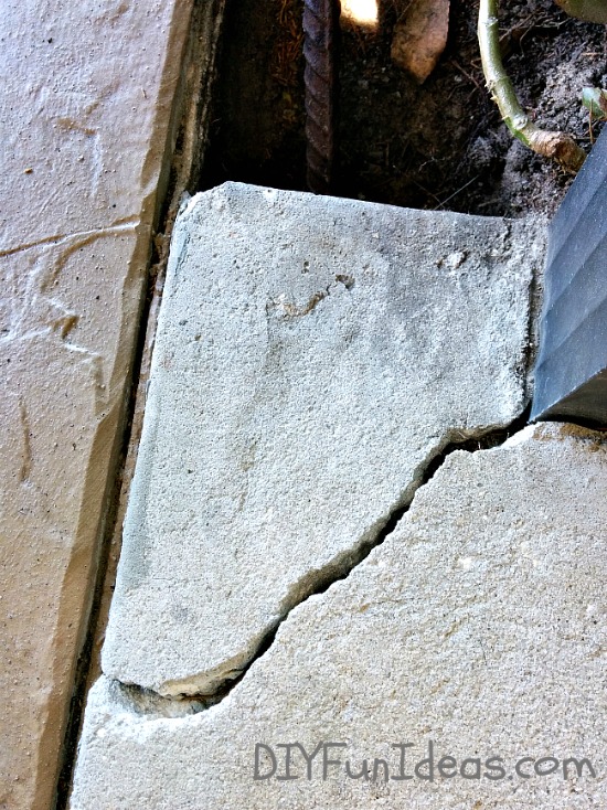 HOW TO FIX A CRACK IN CONCRETE