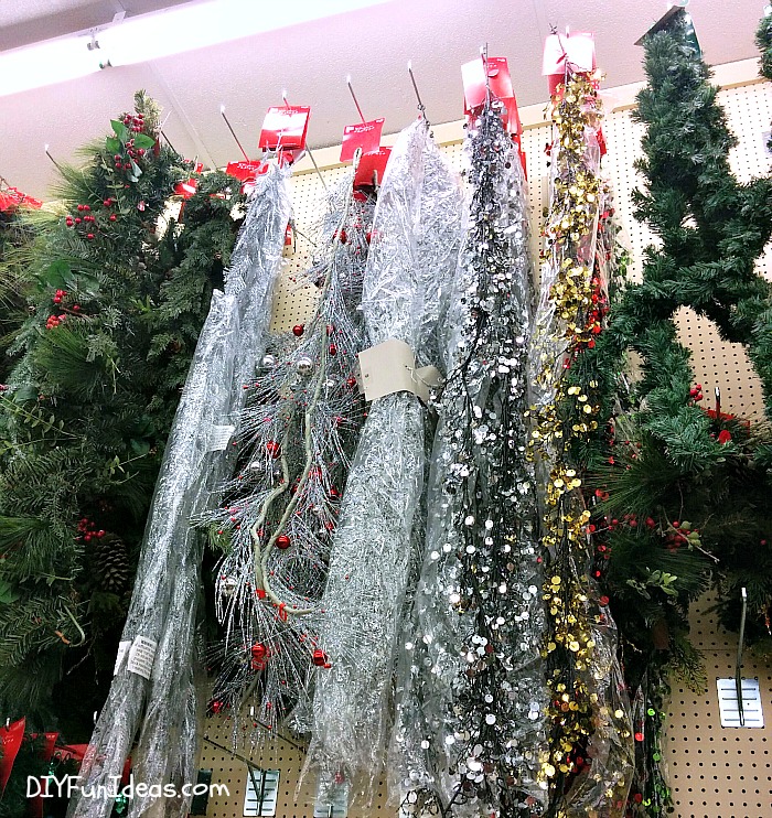 CHRISTMAS DECOR IDEAS &amp; INSPIRATIONS FROM HOBBY LOBBY - Do-It-Yourself Fun Ideas