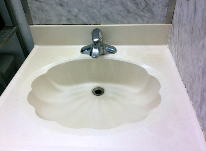 HOW TO MAKE A CONCRETE COUNTERTOP OR VANITY TOP WITH INTEGRAL SINK